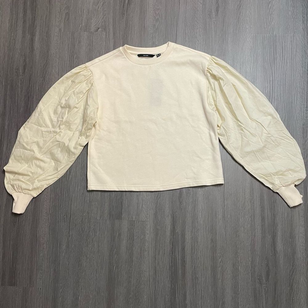 NWT Puff Sleeve Sweatshirt Spring White Cream Cropped sweater Size XS